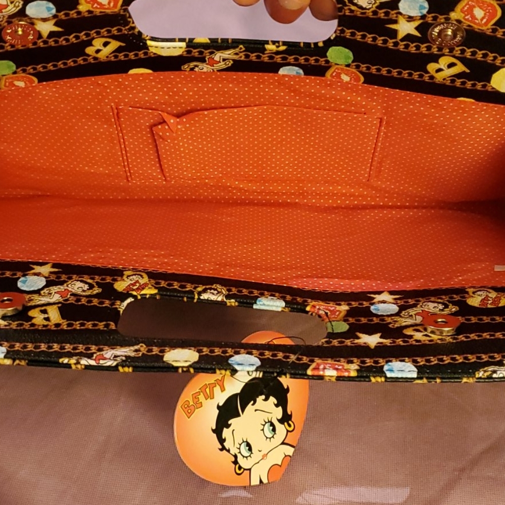 Betty Boop - Picture 2 of 2